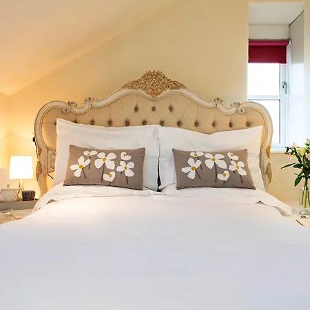 Finest Retreats - Pinfold Tosside
